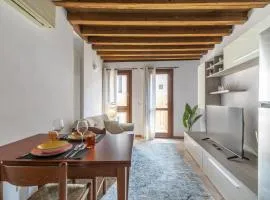 i-HOMES Pescaria Apartment