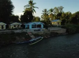 Don Som Riverside Guesthouse