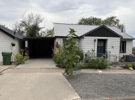 Finally Home Guesthouse、バーンズのアパートメント