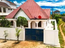 Mocco House