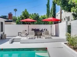 Vacation House with Pool