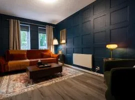 Finnieston Charm - 1BR Apt, Private Ent & Parking