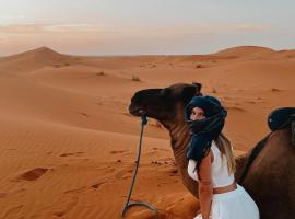 Sahara dream luxury, hotel with hot tubs in Merzouga