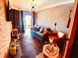 Boutique Flat com Banheira Lareira e Piscina Aquecida