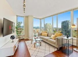 Chic and Spacious 2-Bedroom Condo in the Heart of Downtown Vancouver