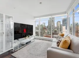 Luxury 2-Bedroom Condo with Floor-to-Ceiling Windows and City Views