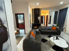 Luxurious fully furnished 3 bedroom apartment