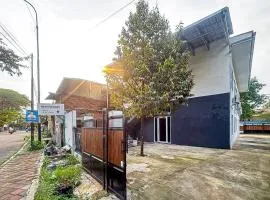 RedDoorz near RS Hermina Tangerang