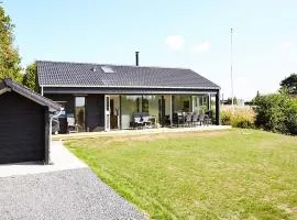 8 person holiday home in Slagelse-By Traum