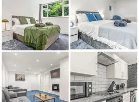 Luxury 2BR City Apt With Parking Sleeps 8