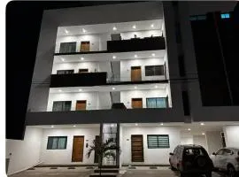 Dto amplio cerca de playa