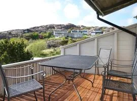 6 person holiday home in Bovallstrand-By Traum