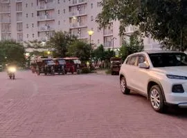 Hotel Mukund Vrindavan near Prem Mandir