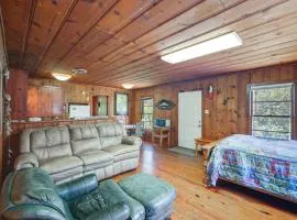 On-Site Trails! Cozy Whitney Cottage 2 Mi to Lake