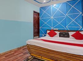 Hotel O White Swan, hotel v destinaci Vibhuti Khand