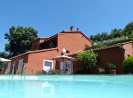 Soleil Rouge, apartament din Les Adrets de l'Esterel