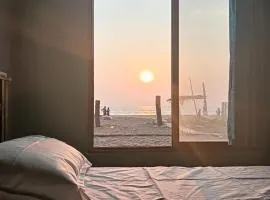 Lakshika beach resort