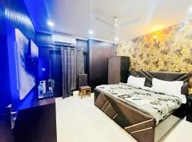 Hotel Tom & Jerry - Nizammudin Dargah