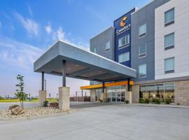 Comfort Inn & Suites at Sanford Sports Complex, hotel with hot tubs in Sioux Falls