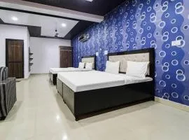 Hotel king crown