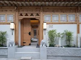 Luxury Hanok Stay Danji