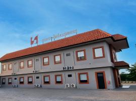 Swiss-Belexpress Rest Area KM 379A, hotel v destinácii Plelen