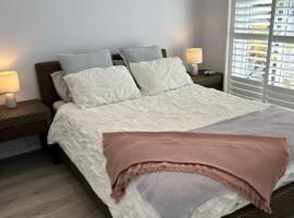 Cozy guest suite in Margate, βίλα σε Woody Point