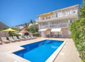 Apartments Bezmalinović 2