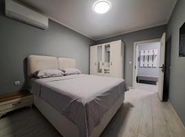 Апартамент СОХО, hotel in Razgrad