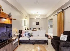 Amazing 1 5BR unit Connected to Eastwood Mall