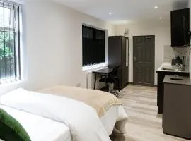 Modern Studio near Cov Uni, City Centre, BHX & NEC