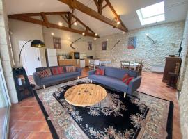 Petit Rousset Gite Cerise, Hotel in Eymet