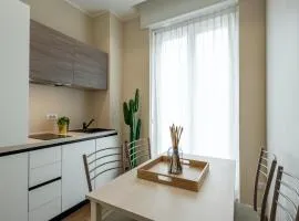 Duomo Apartments B Home - Quiet Two Bedrooms & Bathroom