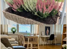 Beautiful apartment with seaview! Top 7th floor Free parking!