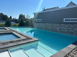 Condos Vacances MSA 2CH - incluant piscine et spas extérieurs OUVERTS À L'ANNÉE!