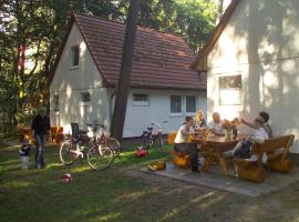 Ferienpark Retgendorf, hotel with parking in Retgendorf