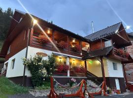 Pensiunea Maria, self catering accommodation in Lacu Rosu