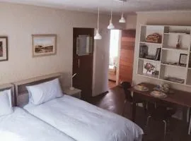 Bobbie B's Kosher BnB