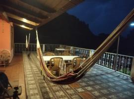 Corazon Del Mundo, guest house in Cataltzul