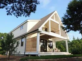 Private Lakefront Retreat The Cottage at Haven
