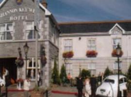 Flynn's Shannon Key West Hotel, hotel em Rooskey
