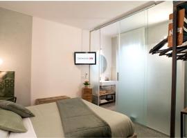 B&B Fontanella 32, family hotel in Porto SantʼElpidio