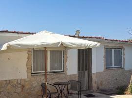 Casinha no coração do Oeste - Ventosa, hotell i Cadaval