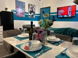 Tudors eSuites - Anderton - Spacious Apartments in Quiet Area #3n5A