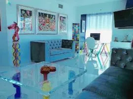 High-Rise Two-Bedroom Condo with Panoramic City Views