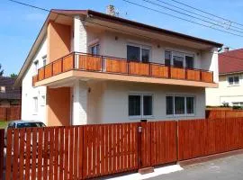 Avanti Apartman - Avanti Tutti