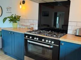 Braelea cozy - country out building with mezzanine
