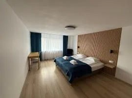 Willa Kamienna Góra LTC Apartments