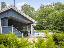 1474-Aakirkeby-Boesparken-20