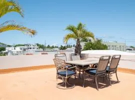 Multi-unit beachside complex for up to 12 guests